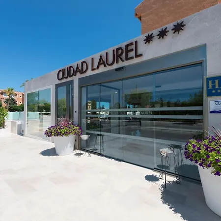 Ciudad Laurel Aparthotel 3*